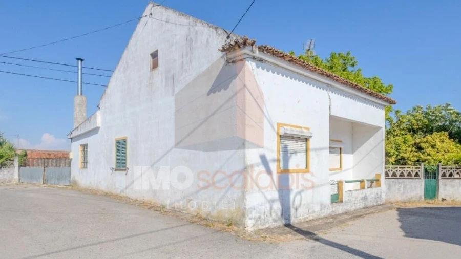 Moradia T3 para Venda em Almoster