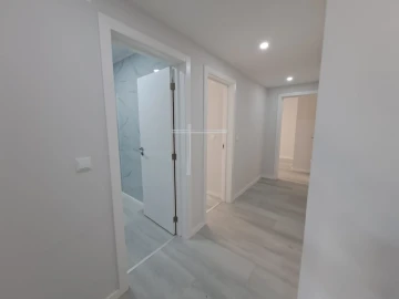 Apartamento T2 para Venda em Corroios