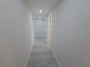 Apartamento T2 para Venda em Corroios
