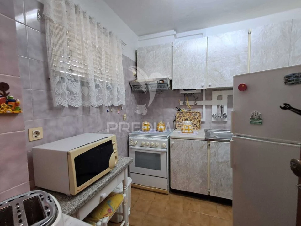Apartamento T1 para Venda em Caparica e Trafaria Foto 14