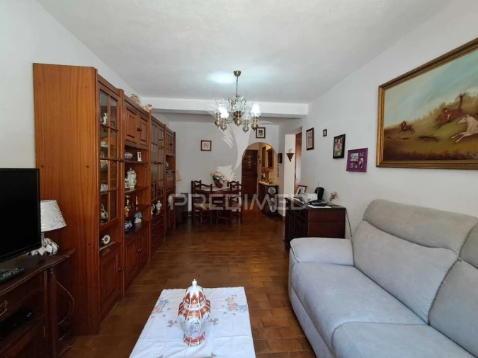 Apartamento T1 para Venda em Caparica e Trafaria Foto 3