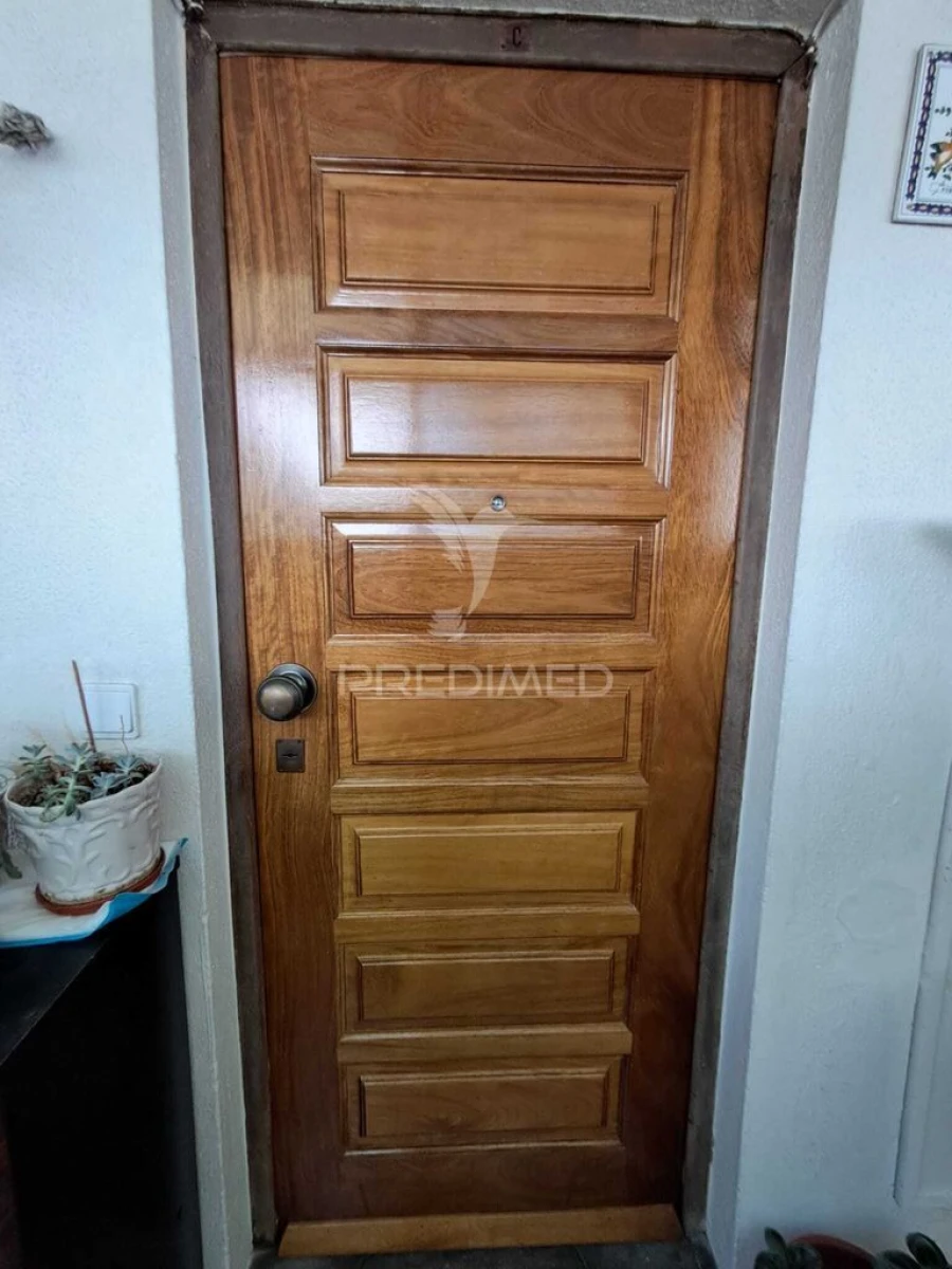 Apartamento T1 para Venda em Caparica e Trafaria Foto 17