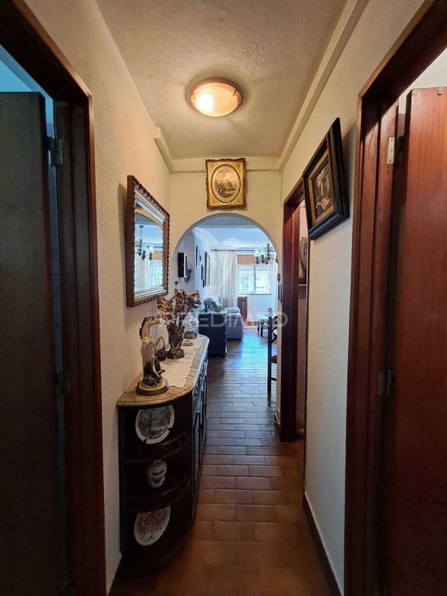 Apartamento T1 para Venda em Caparica e Trafaria Foto 10