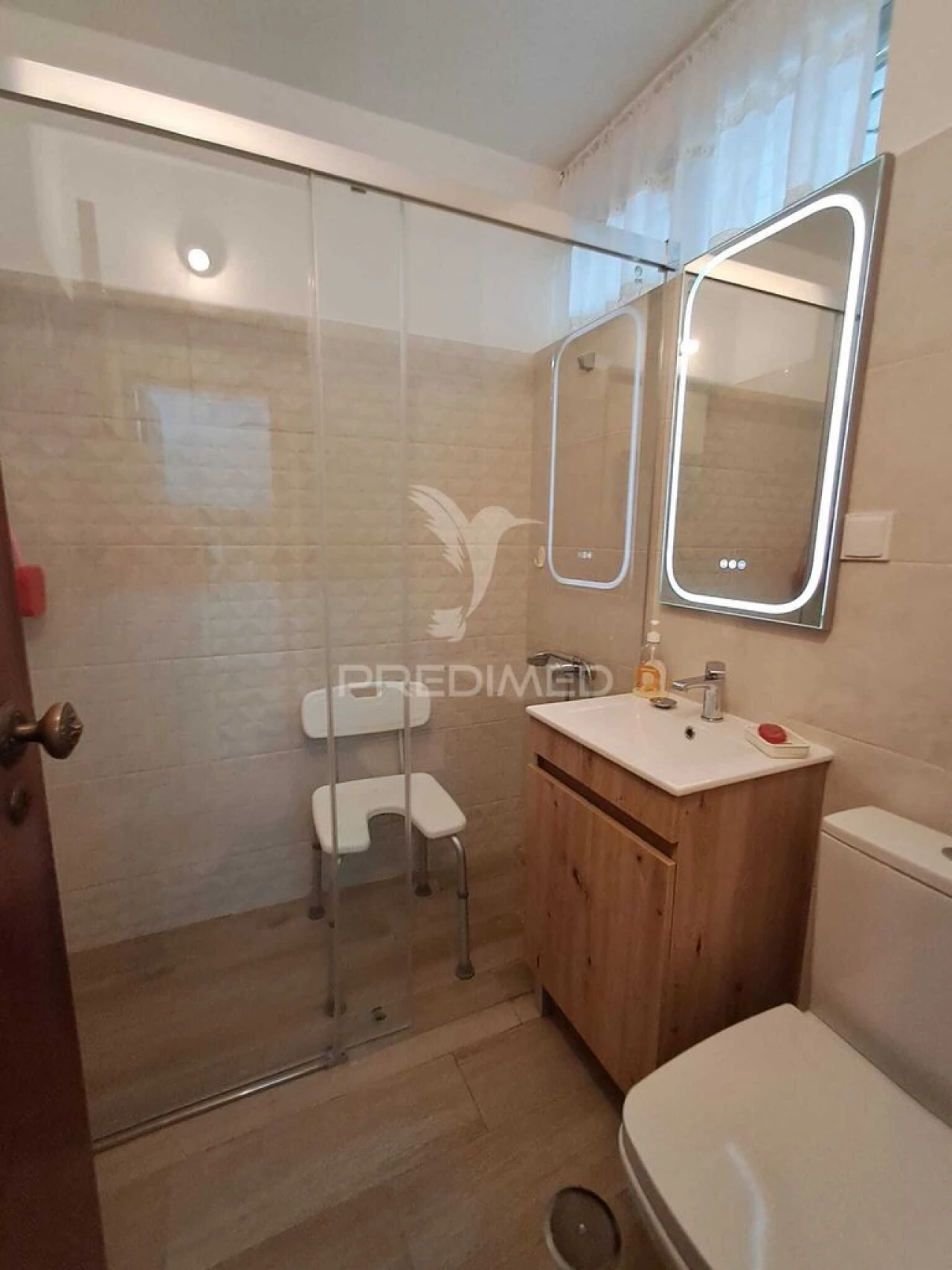 Apartamento T1 para Venda em Caparica e Trafaria Foto 13