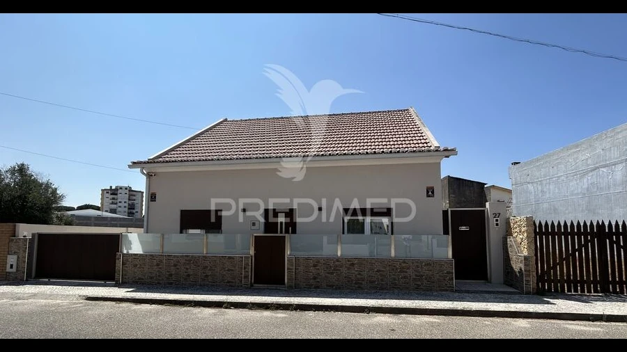 Moradia T4 para Venda em Abrantes (São Vicente e São João) e Alferrarede