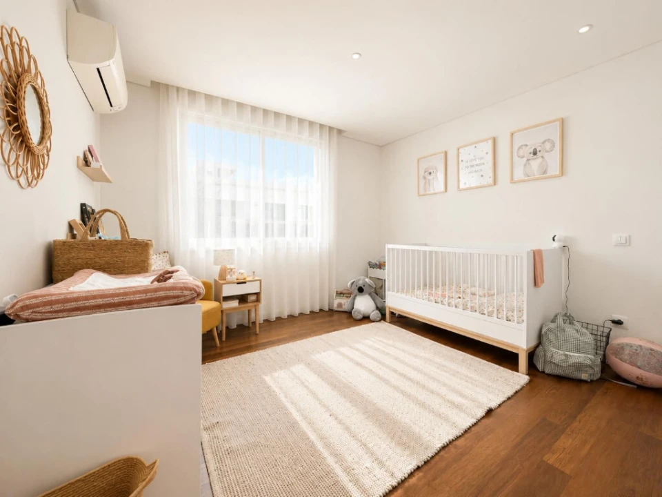 Apartamento T2 para Venda em Santo Antonio dos Olivais Foto 7