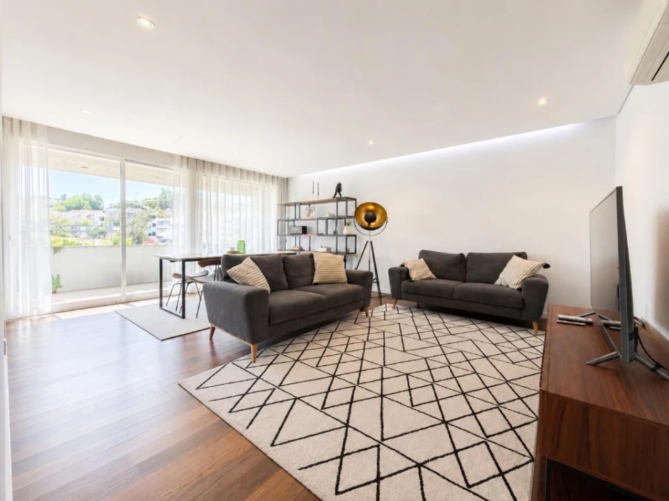 Apartamento T2 para Venda em Santo Antonio dos Olivais Foto 2
