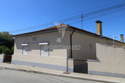 Moradia T2 para Venda em Mafamude e Vilar do Paraíso