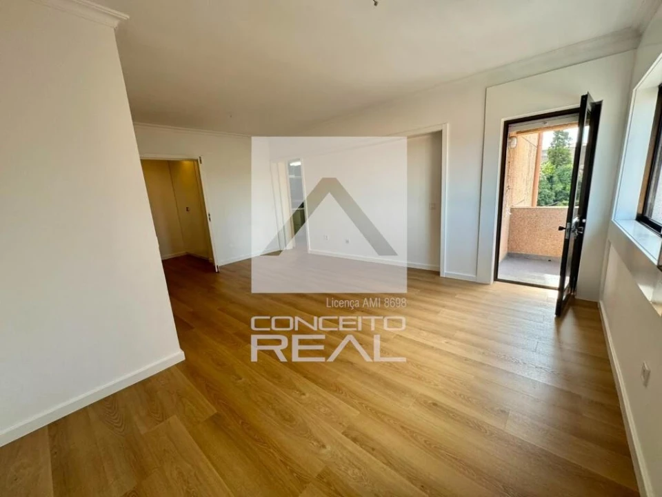 Apartamento T2 para Venda em Rio Tinto Foto 5