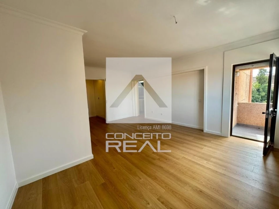 Apartamento T2 para Venda em Rio Tinto Foto 4