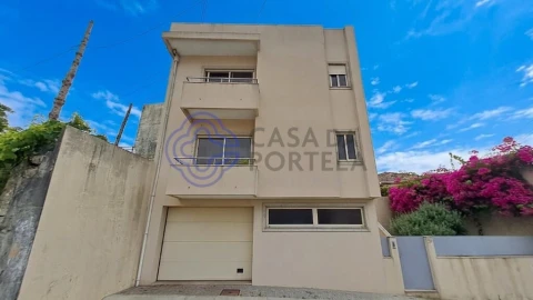 Moradia T4 para Venda em Aguas Santas