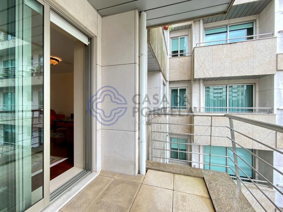 Apartamento T2 para Arrendamento em Paranhos Foto 32