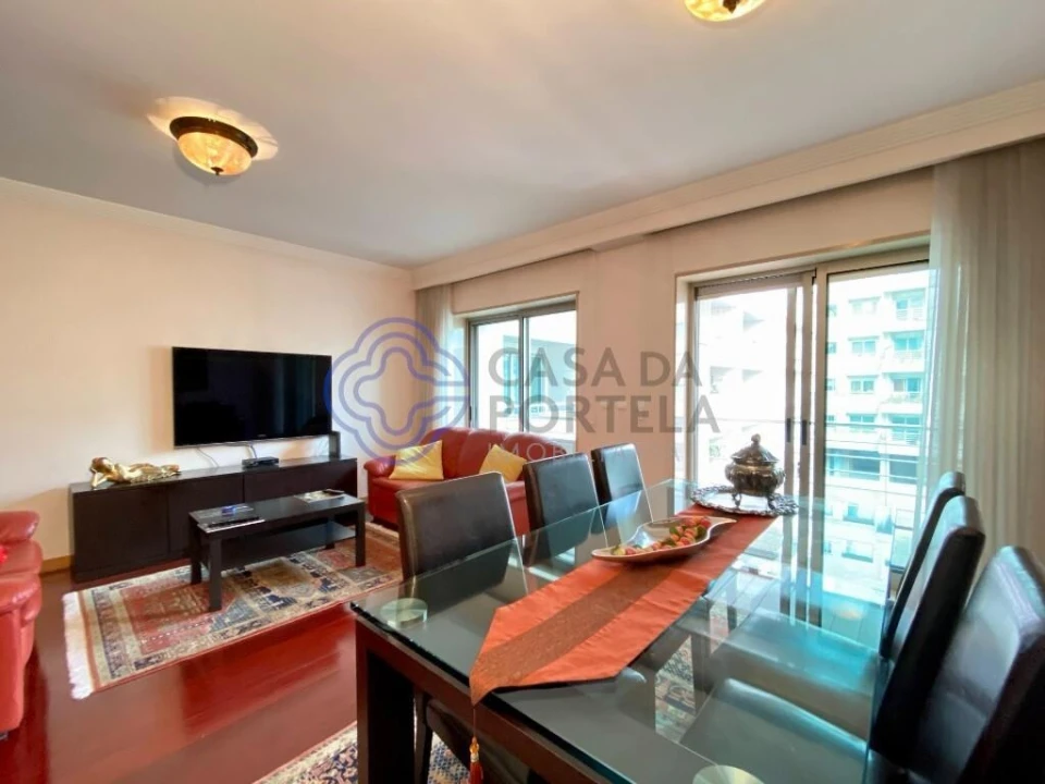 Apartamento T2 para Arrendamento em Paranhos Foto 1