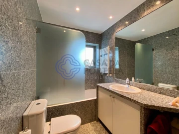Apartamento T2 para Arrendamento em Paranhos