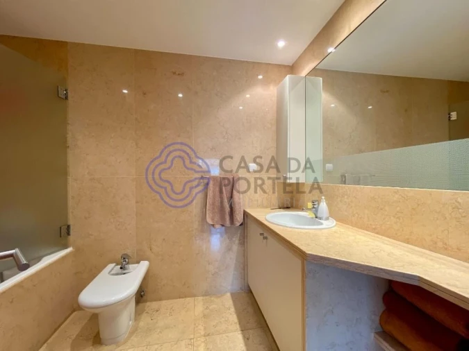 Apartamento T2 para Arrendamento em Paranhos Foto 17