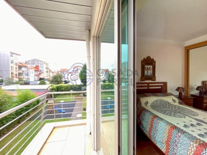 Apartamento T2 para Arrendamento em Paranhos Foto 21