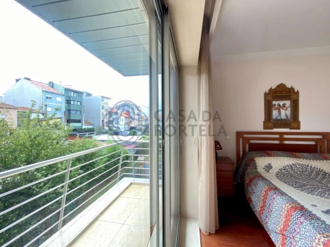 Apartamento T2 para Arrendamento em Paranhos Foto 29