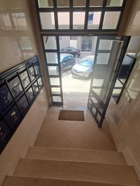 Apartamento T2 para Venda em Corroios