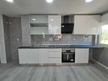 Apartamento T2 para Venda em Corroios