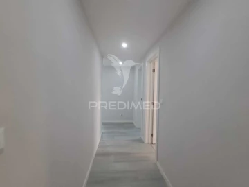 Apartamento T2 para Venda em Corroios