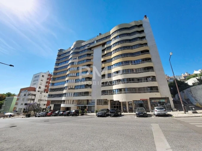 Apartamento T4 para Venda em Lumiar Foto 20
