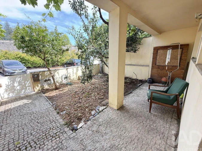 Moradia T4 para Venda em Borbela e Lamas de Olo Foto 3