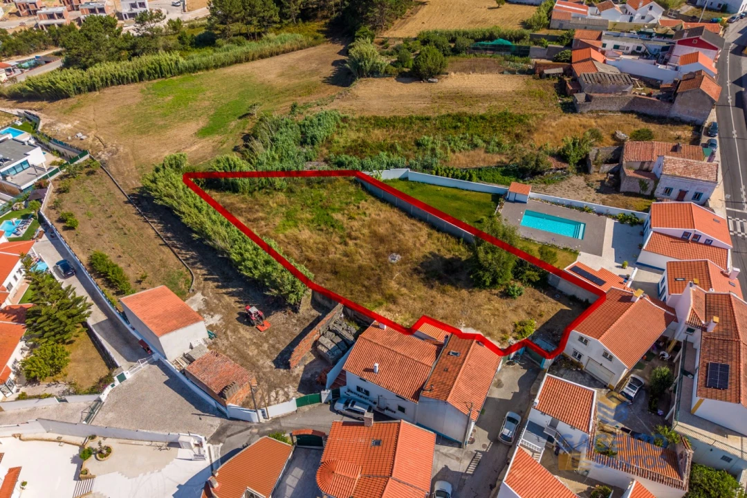 Terreno para Venda em Tornada e Salir do Porto Foto 7