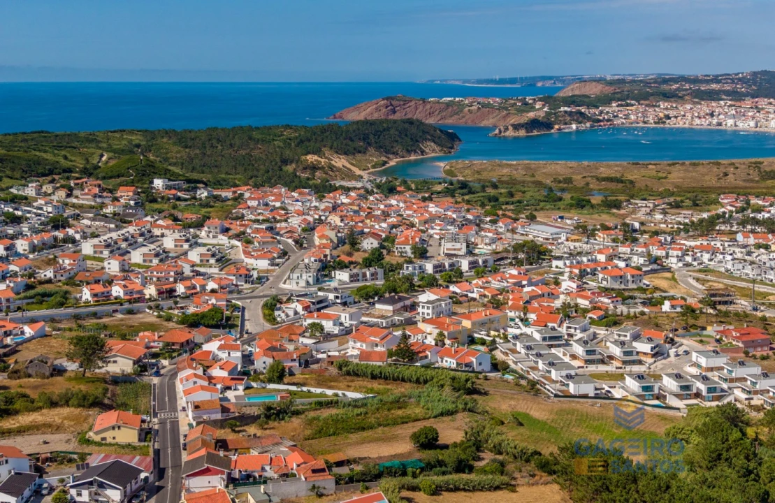 Terreno para Venda em Tornada e Salir do Porto Foto 10