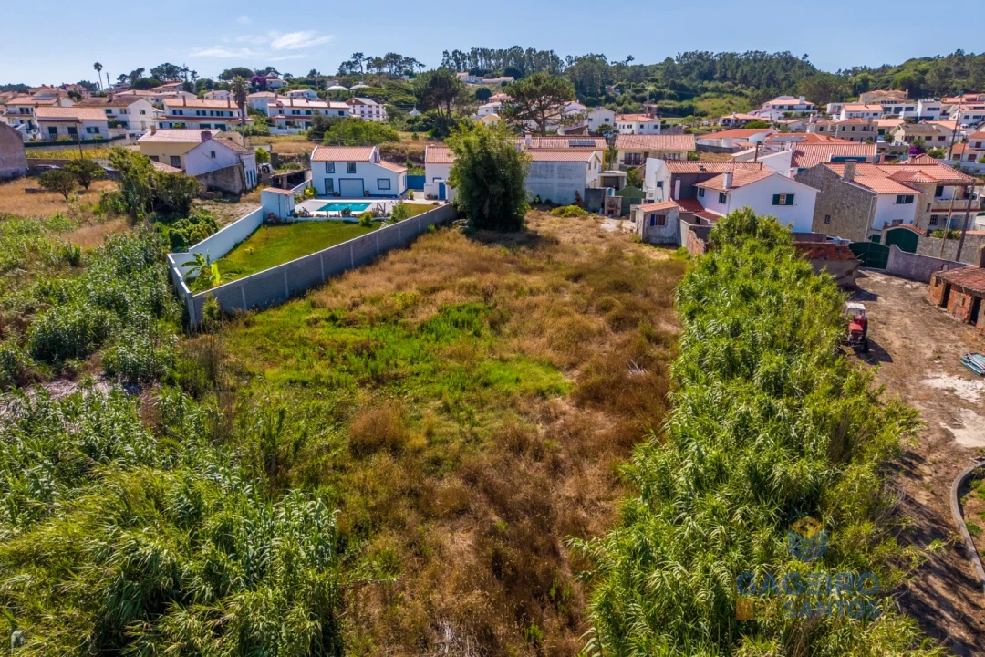 Terreno para Venda em Tornada e Salir do Porto Foto 18