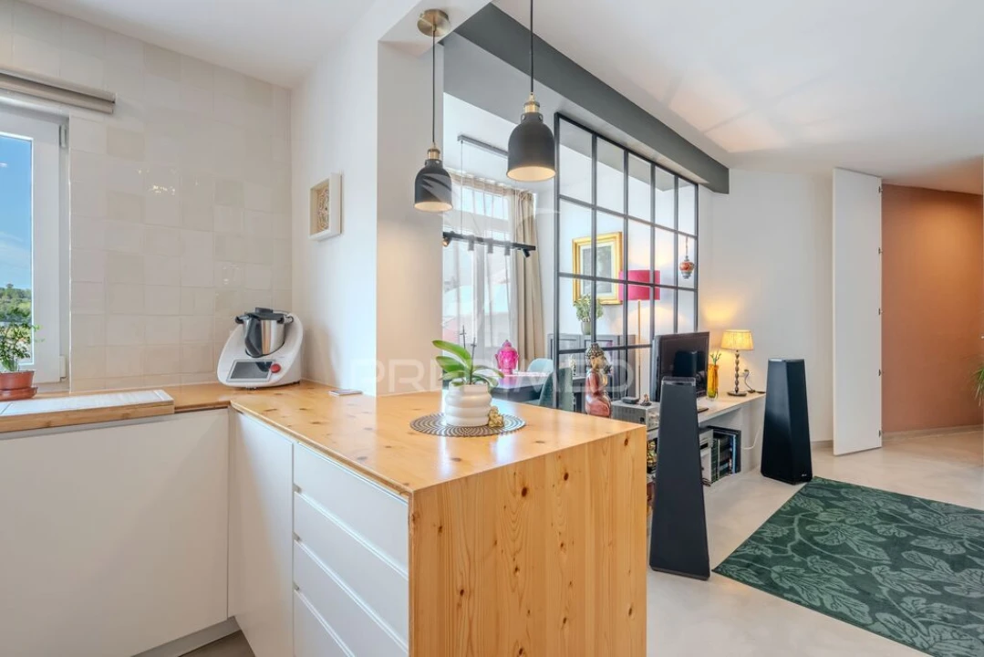Apartamento T2 para Venda em Carnaxide e Queijas Foto 8