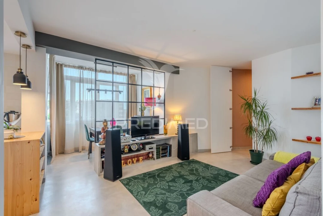 Apartamento T2 para Venda em Carnaxide e Queijas Foto 2