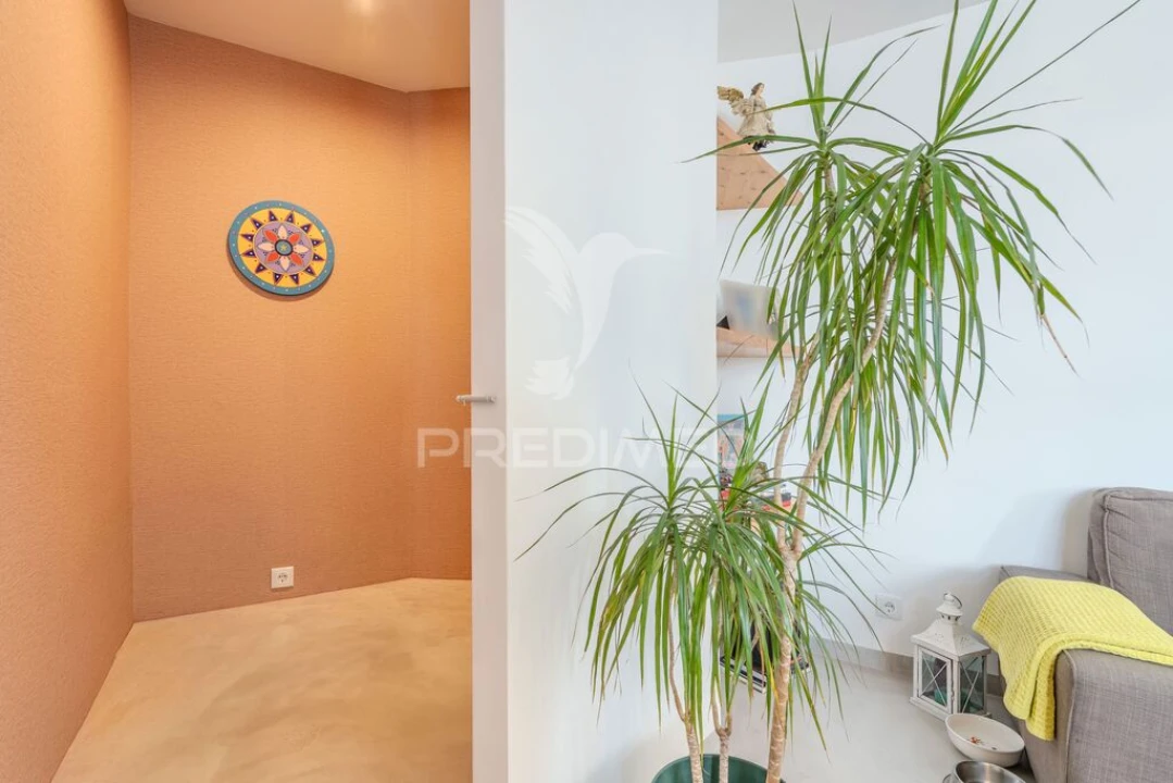 Apartamento T2 para Venda em Carnaxide e Queijas Foto 15