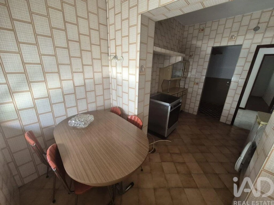 Moradia T2 para Venda em Laranjeiro e Feijó Foto 12
