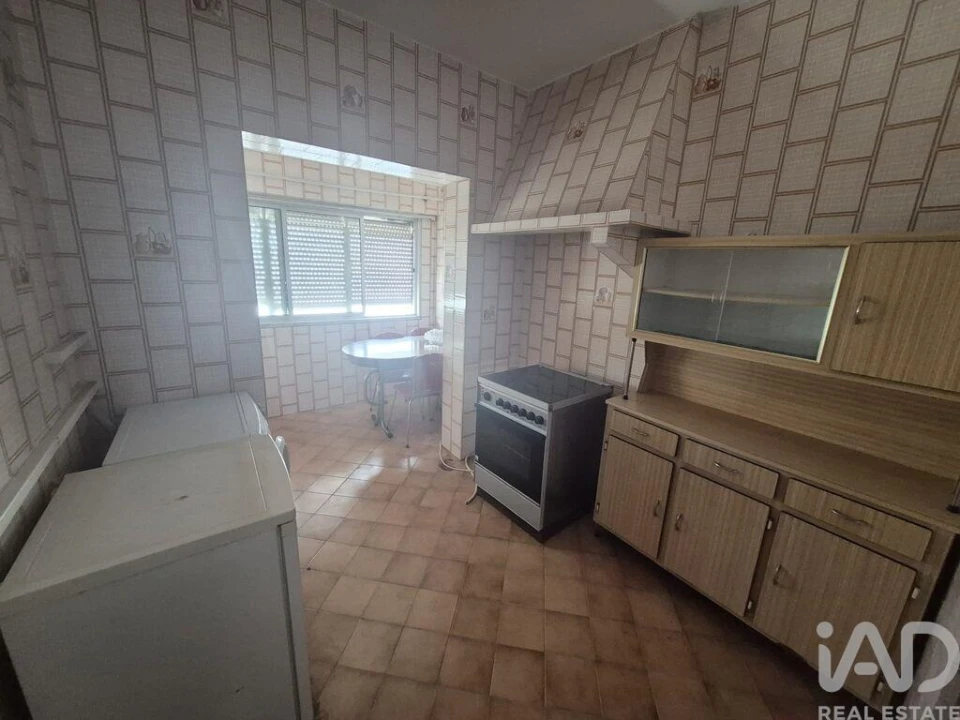 Moradia T2 para Venda em Laranjeiro e Feijó Foto 13