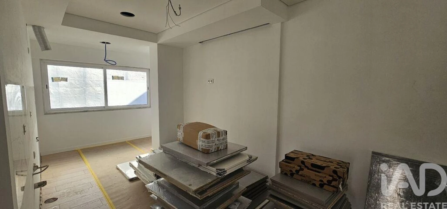 Moradia T2 para Venda em Laranjeiro e Feijó Foto 7