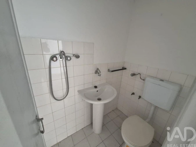 Moradia T2 para Venda em Laranjeiro e Feijó Foto 18