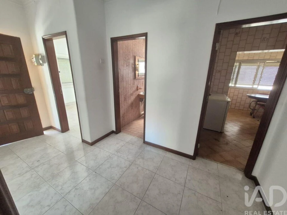 Moradia T2 para Venda em Laranjeiro e Feijó Foto 7