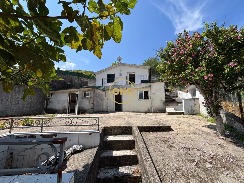Moradia T2 para Venda em Valdreu Foto 1