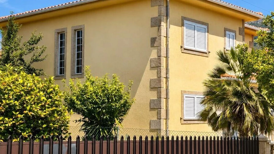 Moradia T4 para Venda em Torre e Portela
