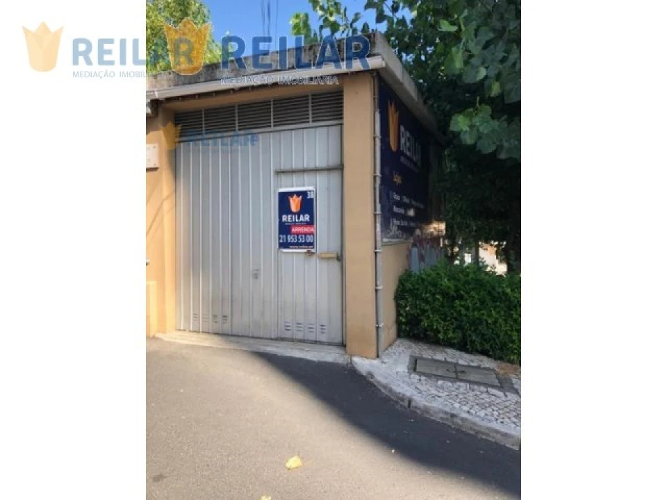 Garagem para Arrendamento em Santa Iria de Azoia, São João da Talha e Bobadela Foto 3