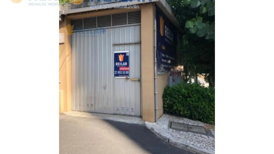 Garagem para Arrendamento em Santa Iria de Azoia, São João da Talha e Bobadela