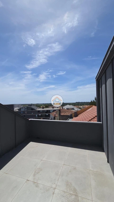 Apartamento T4 para Venda em Salreu