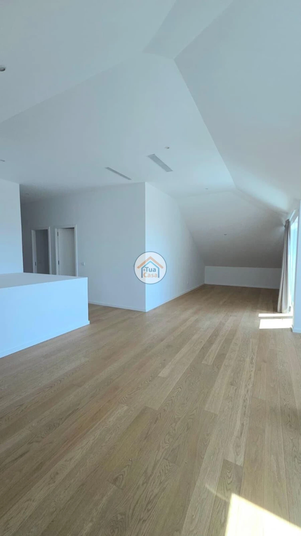 Apartamento T4 para Venda em Salreu Foto 17