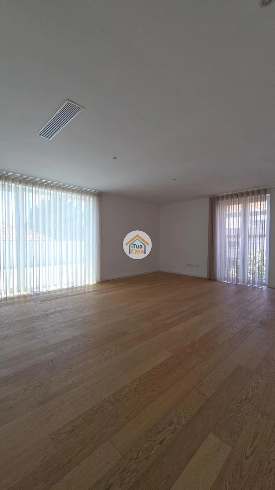 Apartamento T4 para Venda em Salreu Foto 6