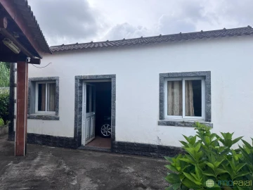 Moradia T3 para Venda em Flamengos