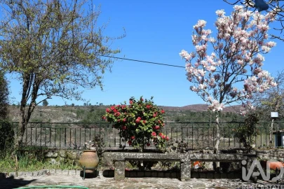 Moradia T3 para Venda em Bouçoães