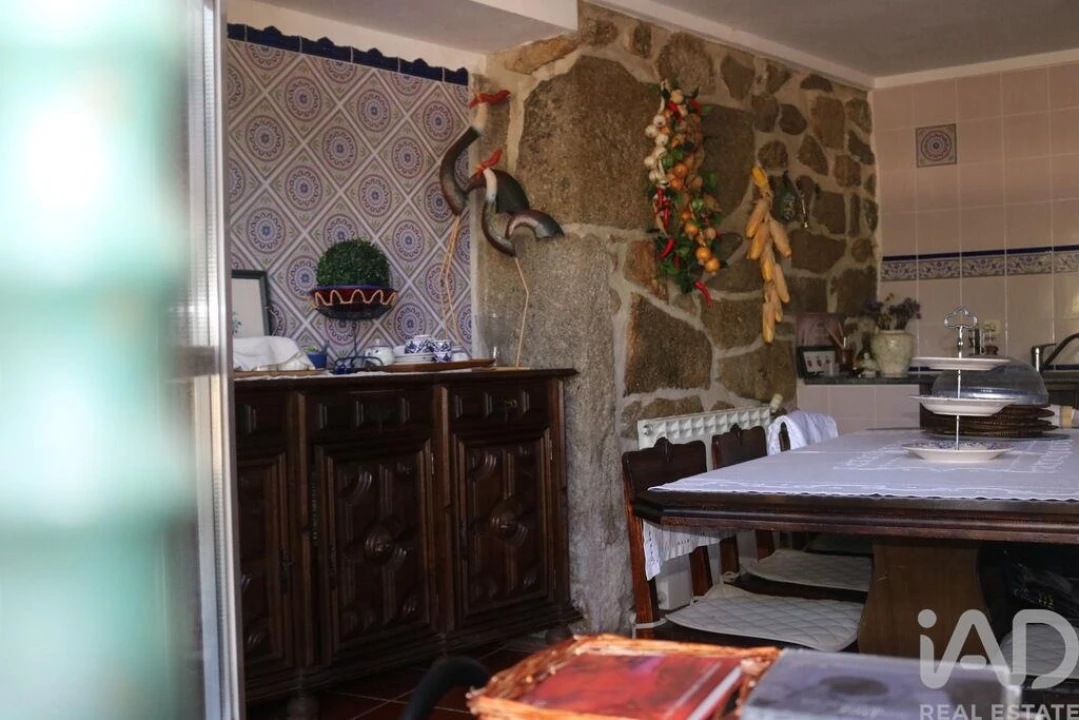 Moradia T3 para Venda em Bouçoães Foto 24