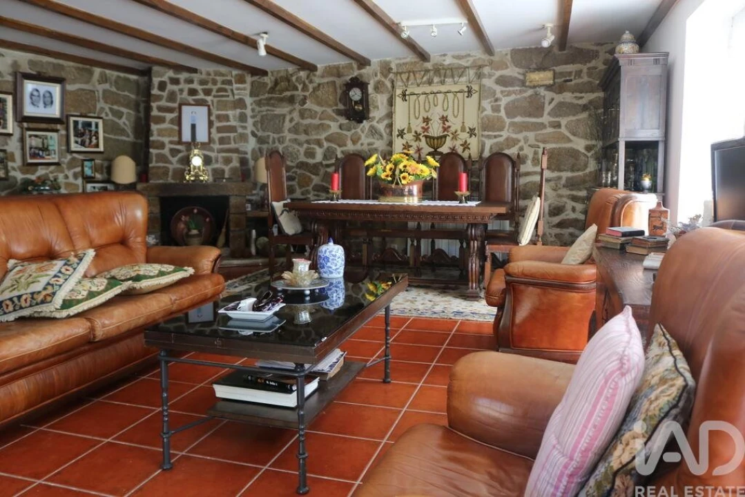 Moradia T3 para Venda em Bouçoães Foto 13
