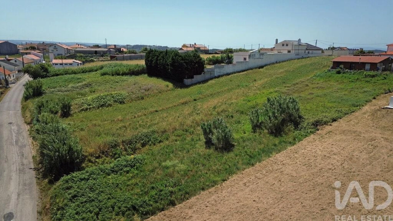 Terreno para Venda em Alfeizerão Foto 2