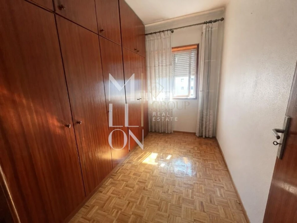 Apartamento T2 para Venda em Cidade da Maia Foto 7